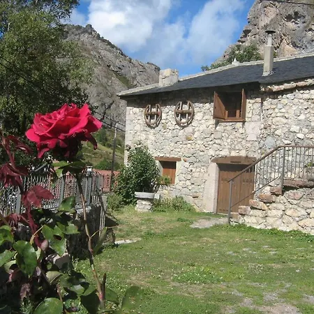 Casas Rurales La Laguna Gospodarstwo wiejskie *